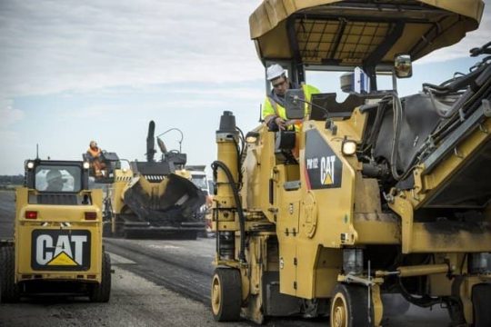 В России начались проблемы с дорожной техникой