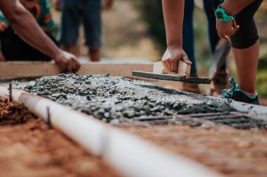 Правительство России пытается оживить строительный рынок