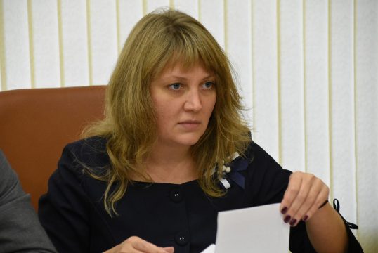 Вера Прохорова назначена временно исполняющей обязанности главы Марксовского района