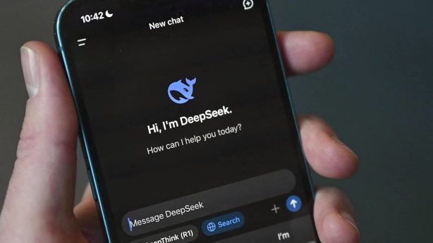DeepSeek выпустила экспериментальную версию ИИ-модели V3.2-Exp