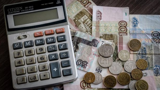 Когда и кому пенсии и пособия будут выплачивать цифровыми рублями