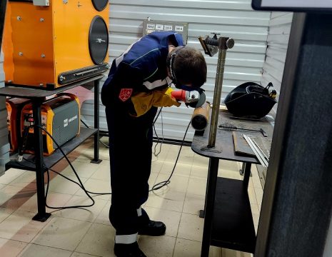 В Саратовской области выбрали лучшего сварщика