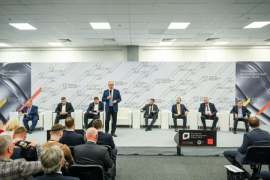 Продажи зерноуборочных комбайнов в России упали на 45 процентов