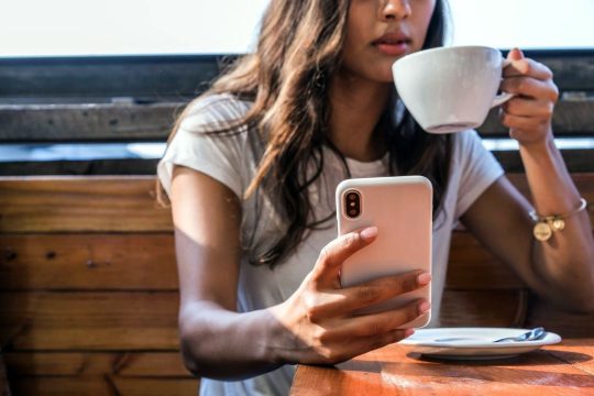 Жители России устали от переизбытка информации в интернете