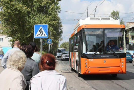 В России сократят расходы на обновление общественного транспорта