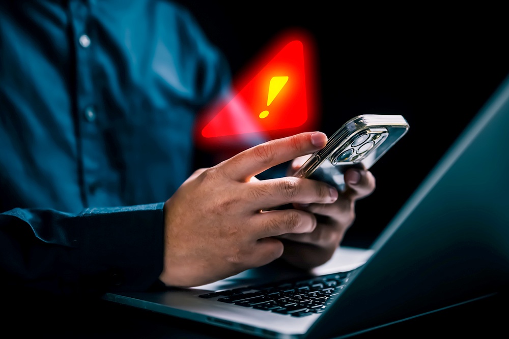 Россиян научат общаться с мошенниками