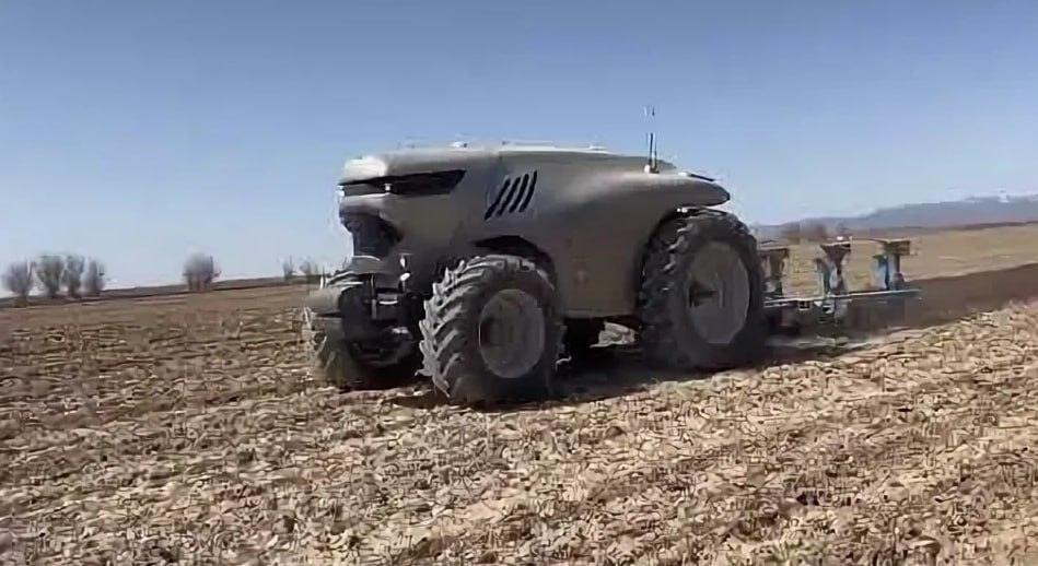 В РФ растет спрос на беспилотную сельхозтехнику