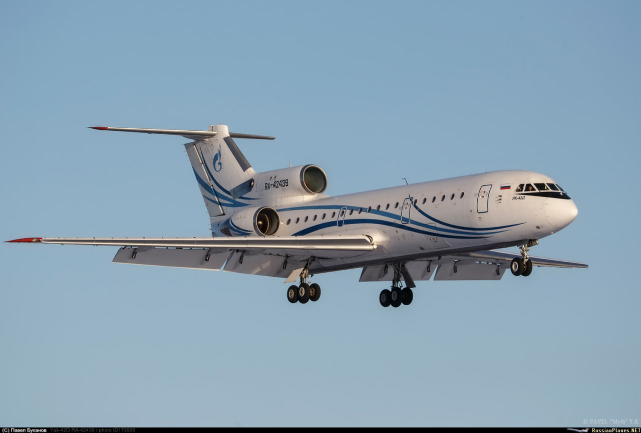 В Саратове отметили годовщину сборки первого самолета Як-42