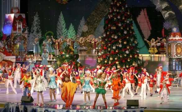 Россияне выбирают масштабные новогодние представления