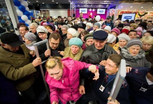 Две трети россиян всё меньше доверяют распродажам в «Чёрную пятницу»