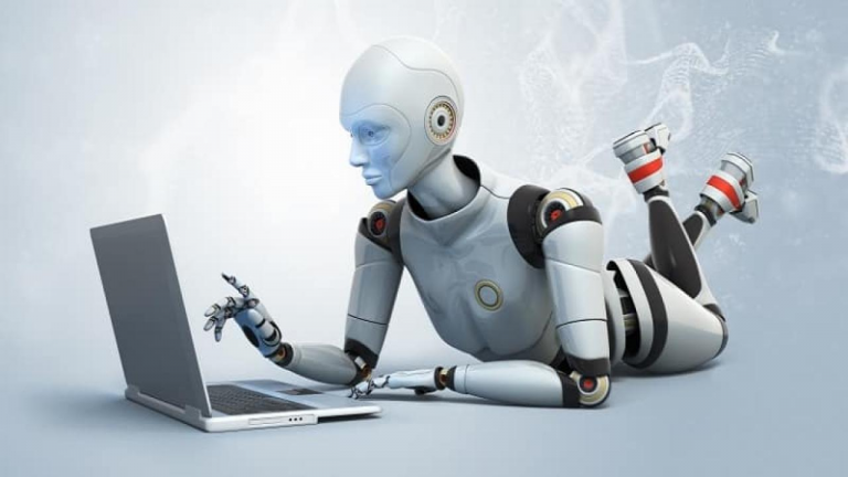 Экономика сталкивается с необходимостью массовой замены людей  на роботов