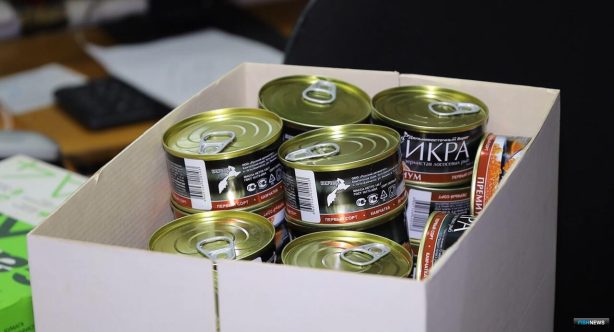 В Москве, Питере и Сибири продается икра в 50 раз дешевле оригинальной