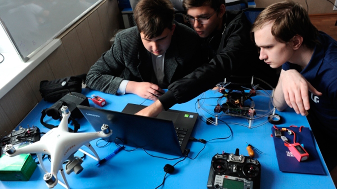 Саратовский ВУЗ среди лидеров по созданию  проектов  беспилотной промышленности