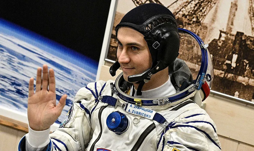 Государственную услугу впервые оформили из космоса