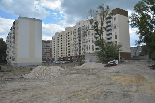 В Саратове два долгостроя для переселенцев планируют сдать в начале декабря