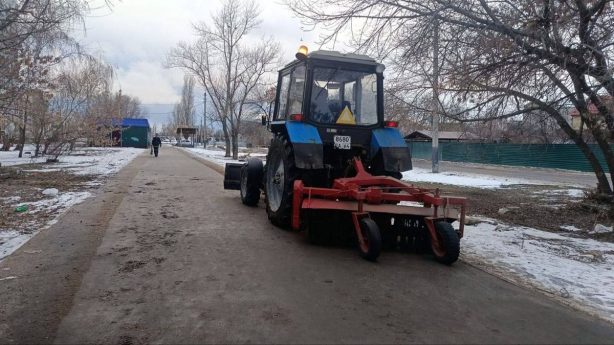 Саратовские дороги переводят в режим усиленной работы