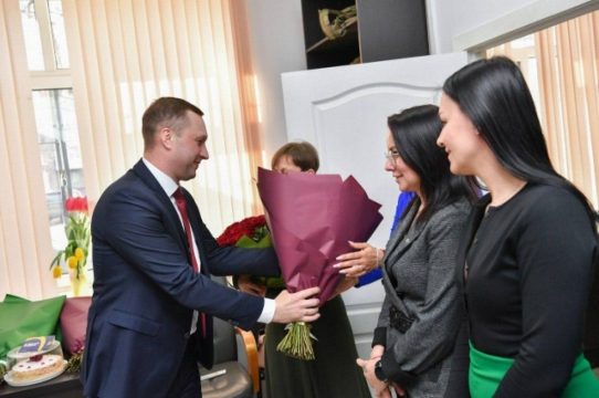 Губернатор Роман Бусаргин поздравил саратовцев с днём рождения Саратовской области