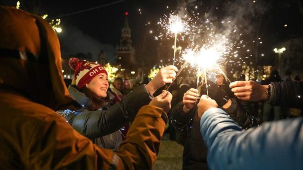 79 процентов россиян обязательно будут наряжать новогоднюю ёлку