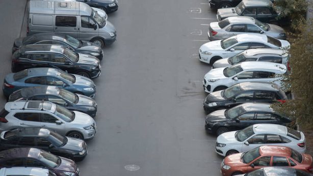 В России машино-места дорожают быстрее жилья