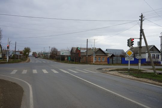 В Саратове и Энгельсе по нацпроекту «Инфраструктура для жизни» отремонтировали «новогодние» дороги