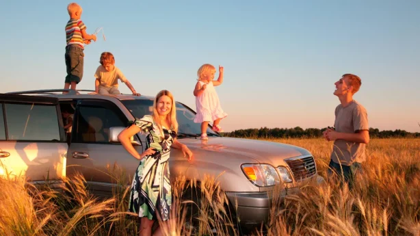 Многодетным семьям могут выдать топливные карты