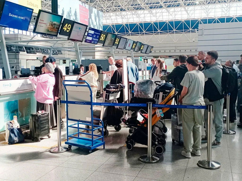 ФАС выдала  12 предупреждений главным операторам крупнейших аэропортов