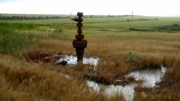 В Духовницком районе артезианская скважина перешла в собственность государства