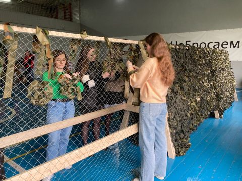 Письма солдатам, «Леший», теплые носки: «серебряные» волонтеры продолжают помогать фронту